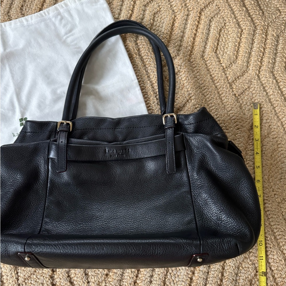 ♠️Kate Spade Black Pebbled Leather Purse!  Perfect condition!  ✨ - Picture 6 of 7